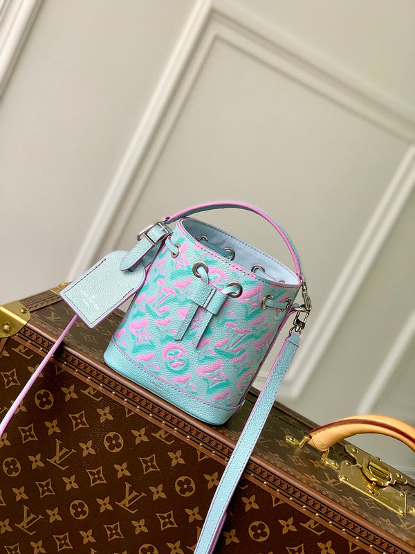 Alice Bags- Louis Vuittons  - 16482