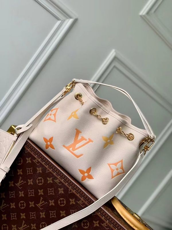 Alice bags - Louis Vuittons  - 15366
