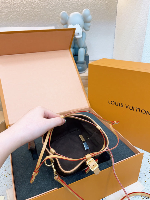 Alice bags - Louis Vuittons  - 14972