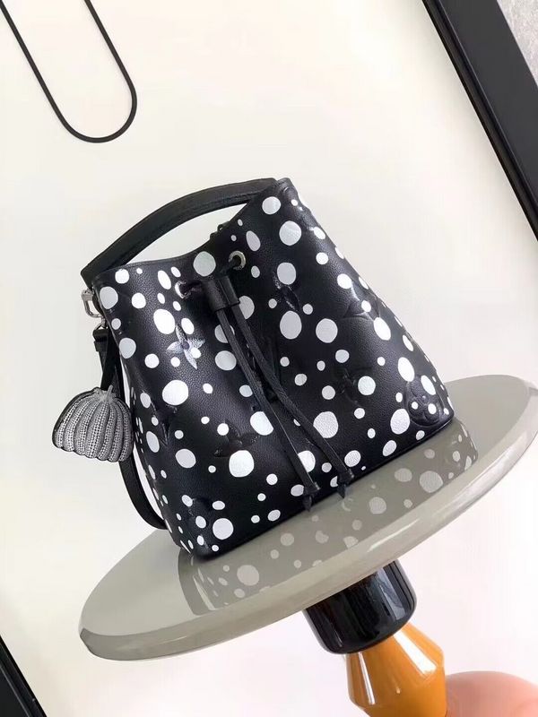 Alice bags - Louis Vuittons  - 15262