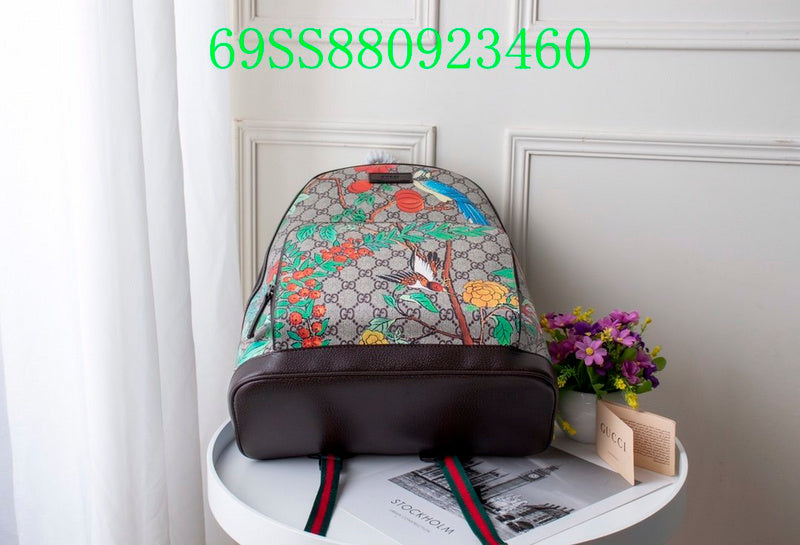 Gucci Bags - The Tote   1098