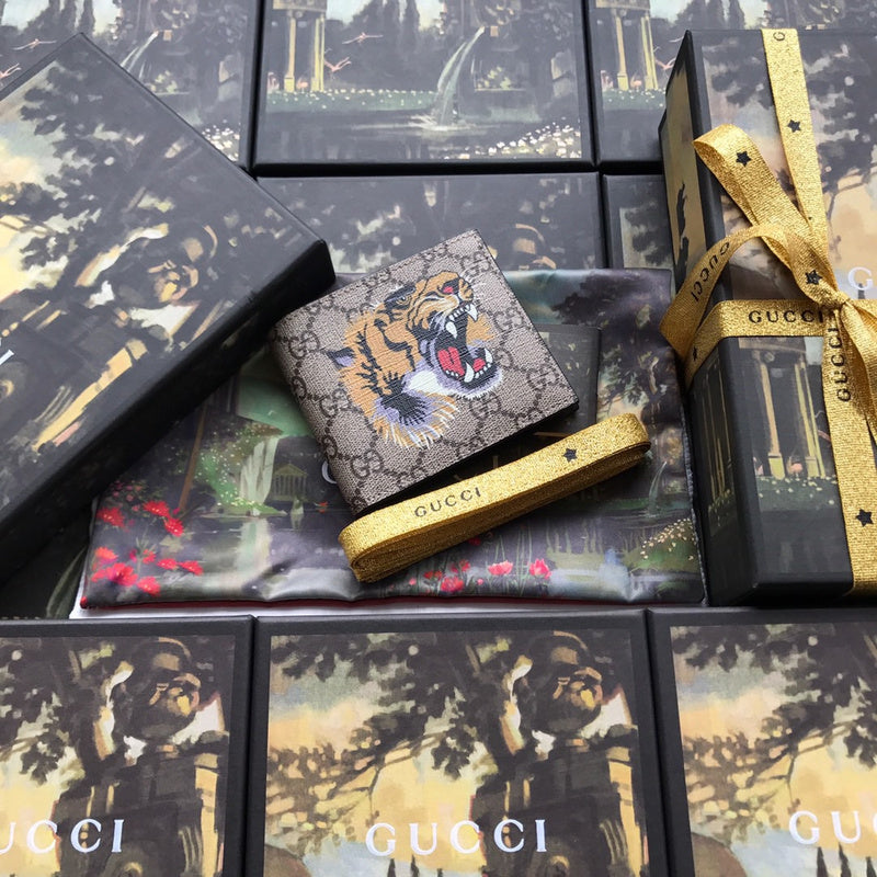 Gucci   Luxury Bags  920