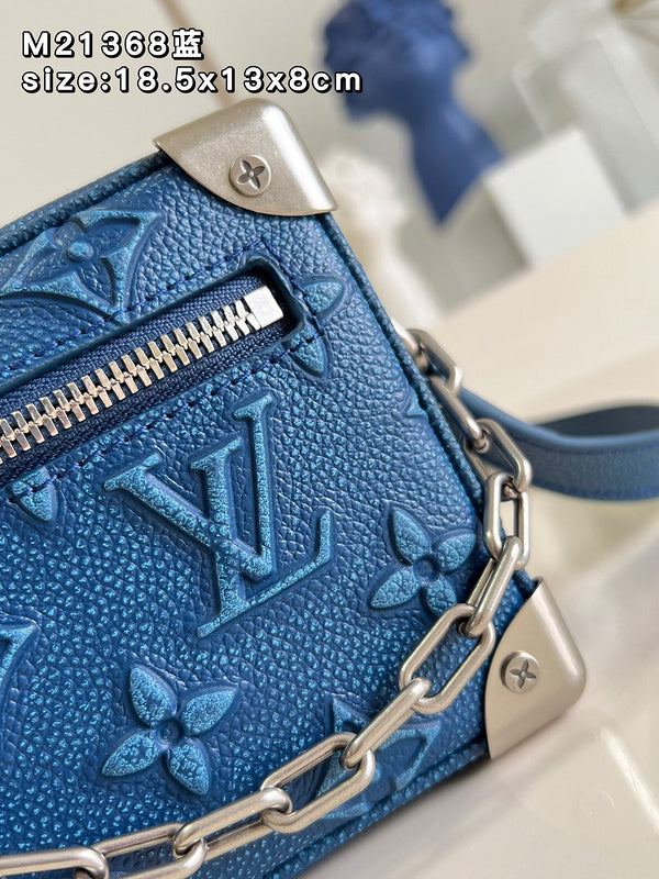 Alice Bags- Louis Vuittons  - 16051