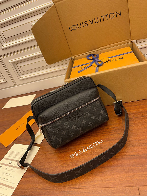 Alice Bags- Louis Vuittons  - 16343