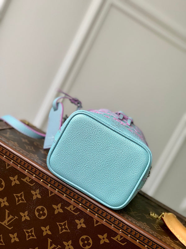 Alice Bags- Louis Vuittons  - 16482