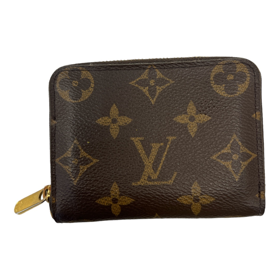 Coin Purse Luxury Designer By Louis Vuitton  Size: Small