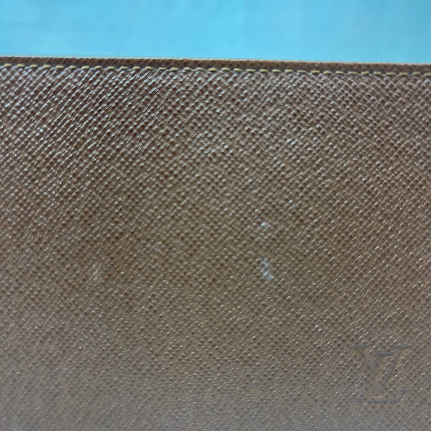 LOUIS VUITTON Brown Taiga Men's Wallet Set TS3695