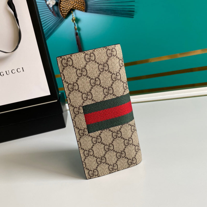 Gucci   Luxury Bags  945