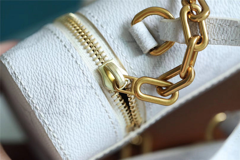 Alice bags - Louis Vuittons  - 9270