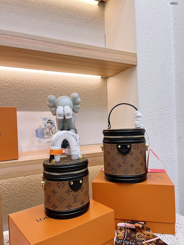 Alice bags - Louis Vuittons  - 15106