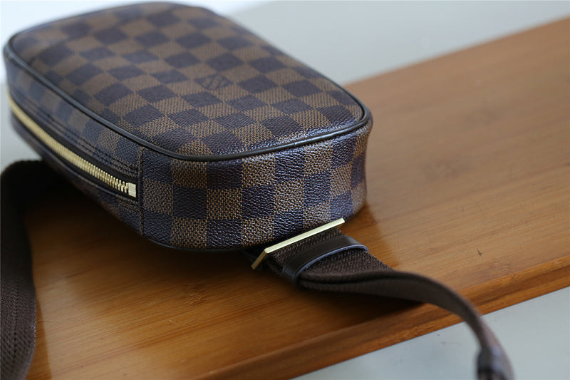 Alice bags - Louis Vuittons  - 9392