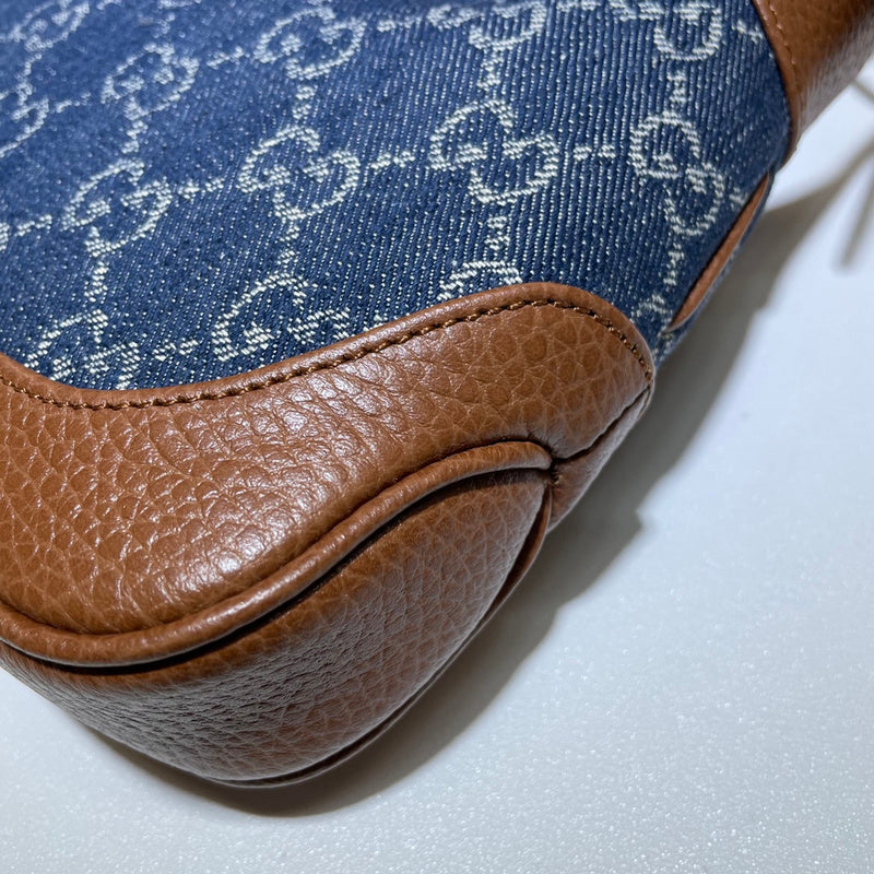 Gucci  Luxury -  Bags - 549
