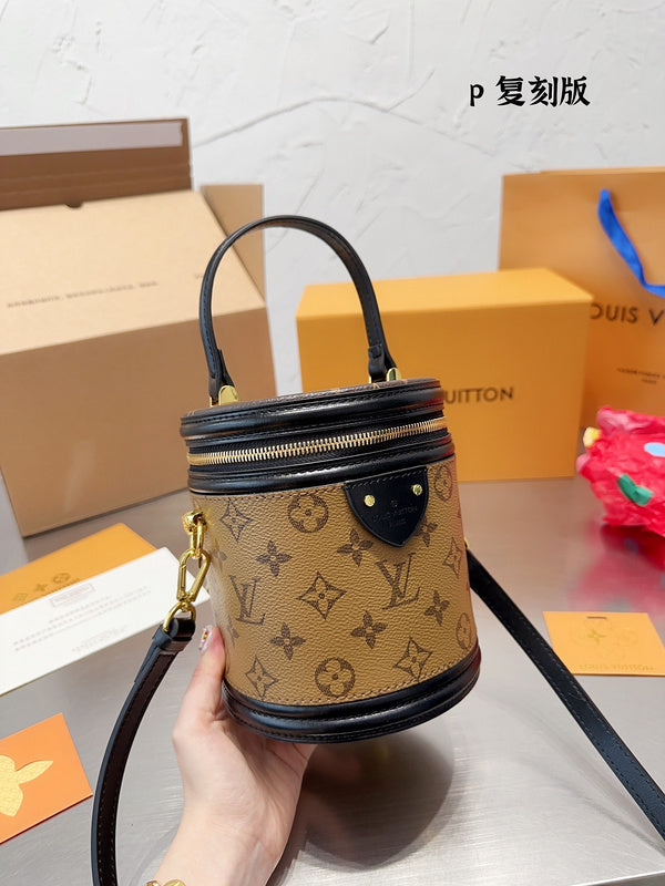Alice bags - Louis Vuittons  - 14956
