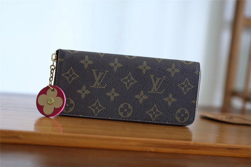 Alice bags - Louis Vuittons  - 9420