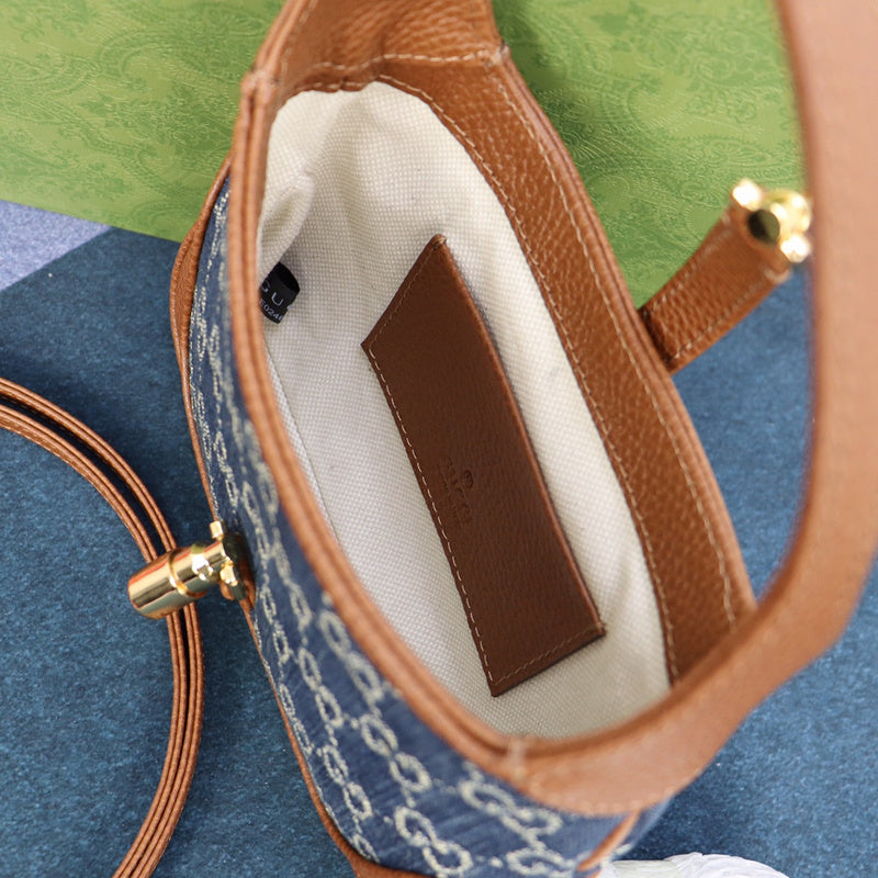 Gucci   Luxury Bags  1286