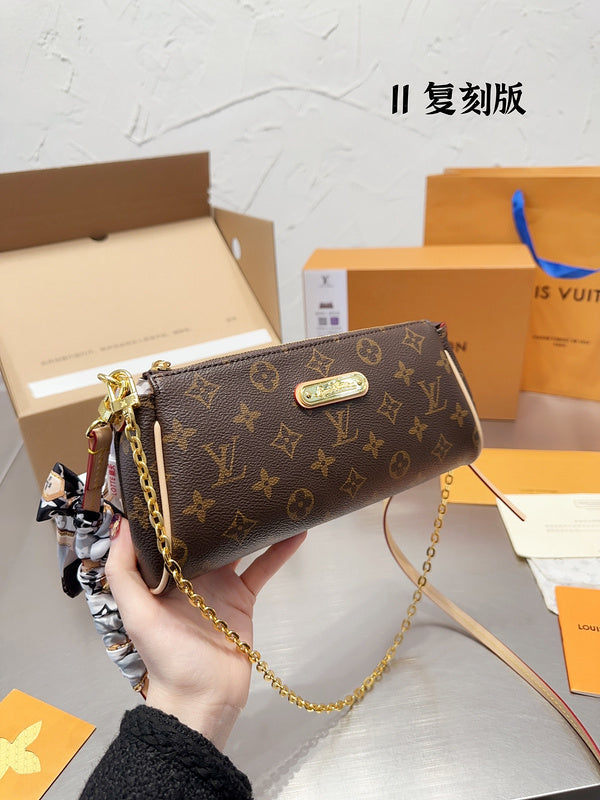 Alice bags - Louis Vuittons  - 15131
