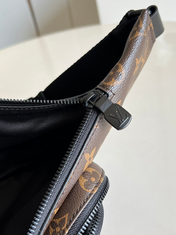 Alice Bags- Louis Vuittons  - 16261