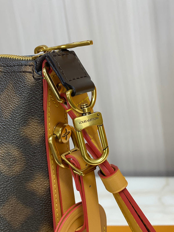Alice Bags- Louis Vuittons  - 16439