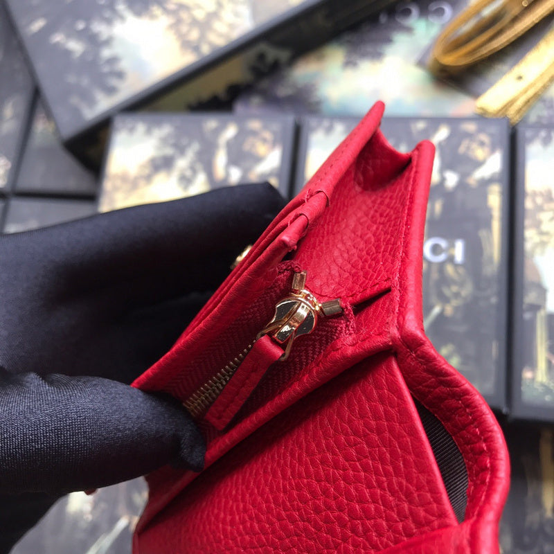 Gucci   Luxury Bags  902