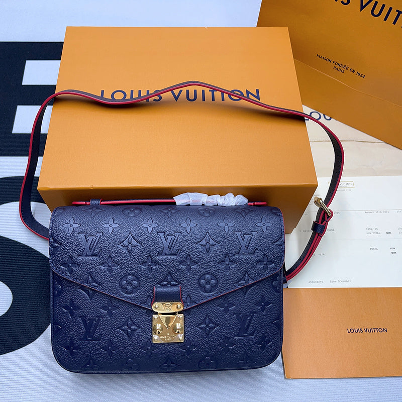 Alice bags - Louis Vuittons  - 7820
