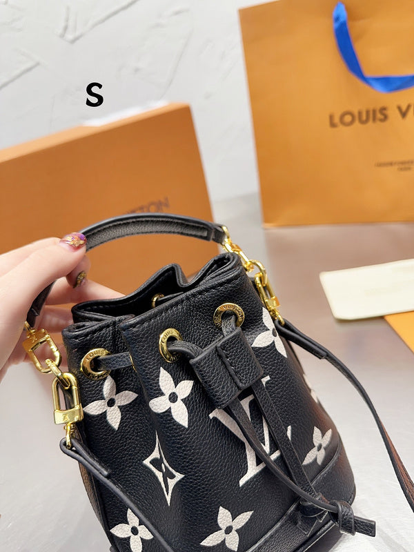 Alice bags - Louis Vuittons  - 15135