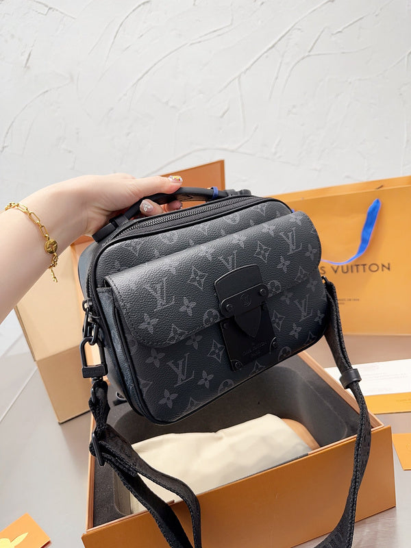 Alice bags - Louis Vuittons  - 14887