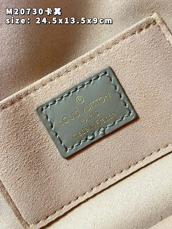 Alice Bags- Louis Vuittons  - 16042