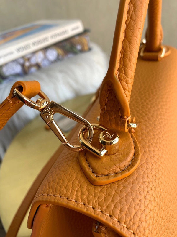 Alice Bags- Louis Vuittons  - 15873