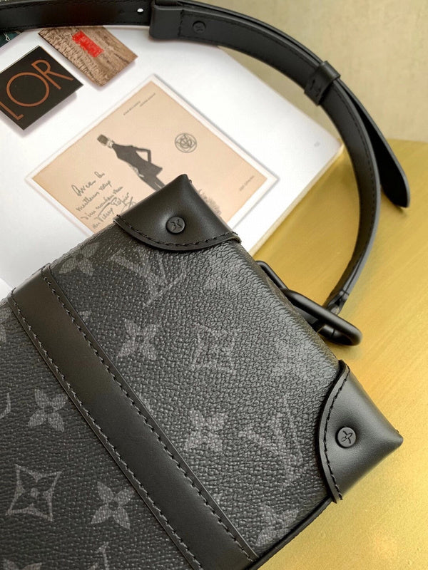Alice  Bags- Louis Vuittons  - 15871