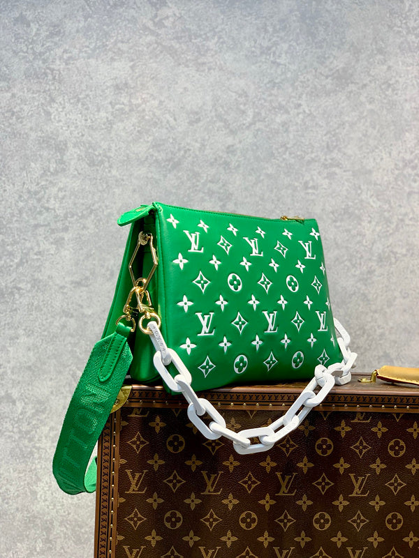 Alice Bags- Louis Vuittons  - 16339