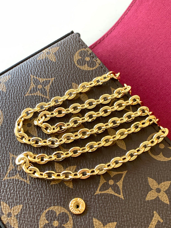 Alice Bags- Louis Vuittons  - 16246