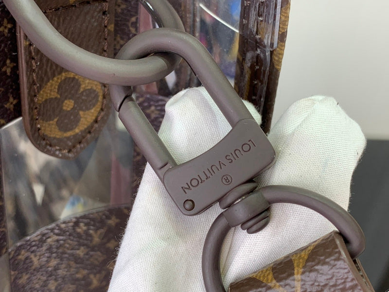 Alice Bags- Louis Vuittons  - 15924
