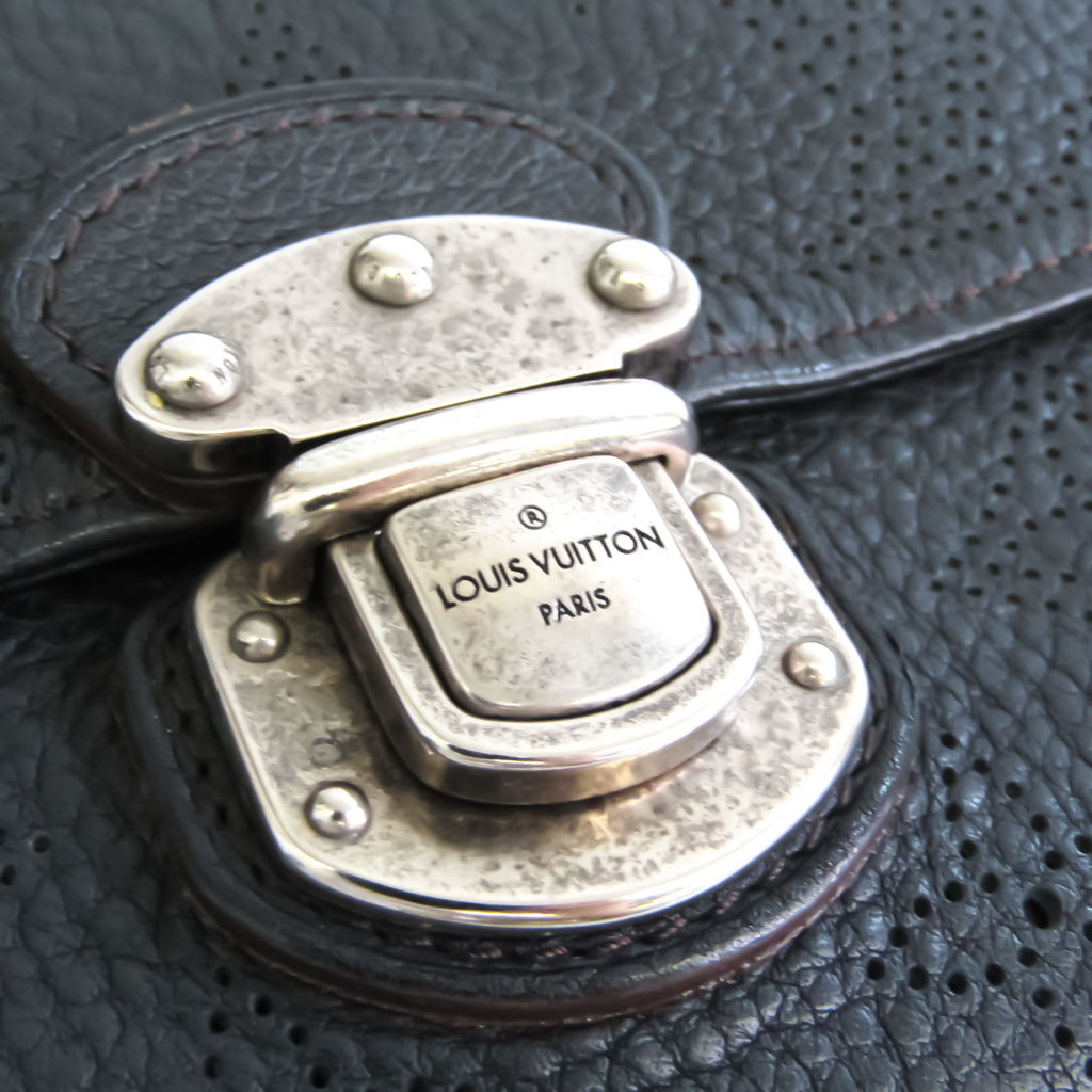 Louis Vuitton Black Leather Portefeuille Amelia wallet accessories