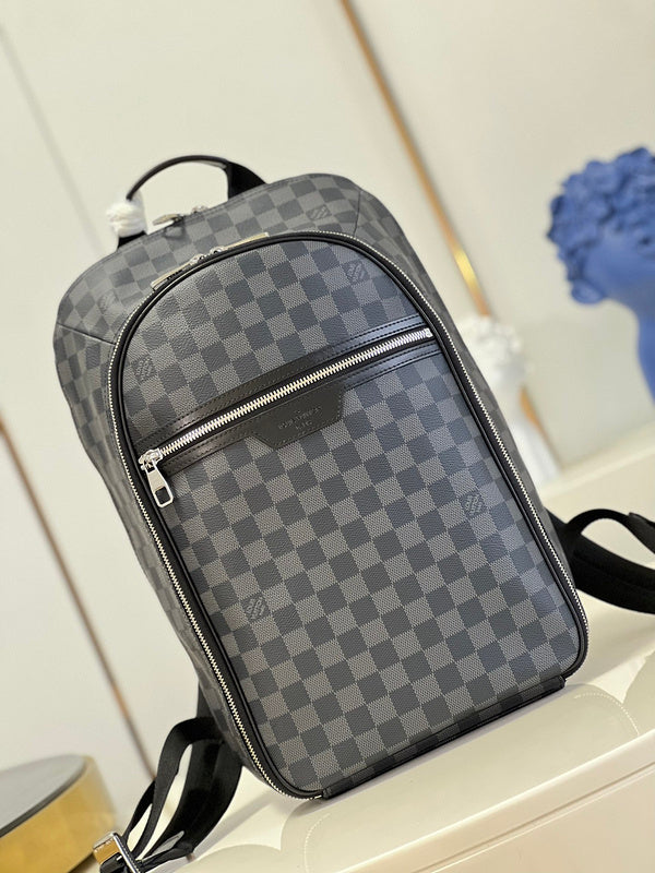 Alice Bags- Louis Vuittons  - 16465