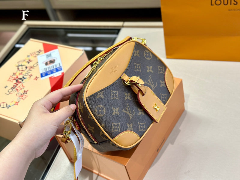 Alice bags - Louis Vuittons  - 15035