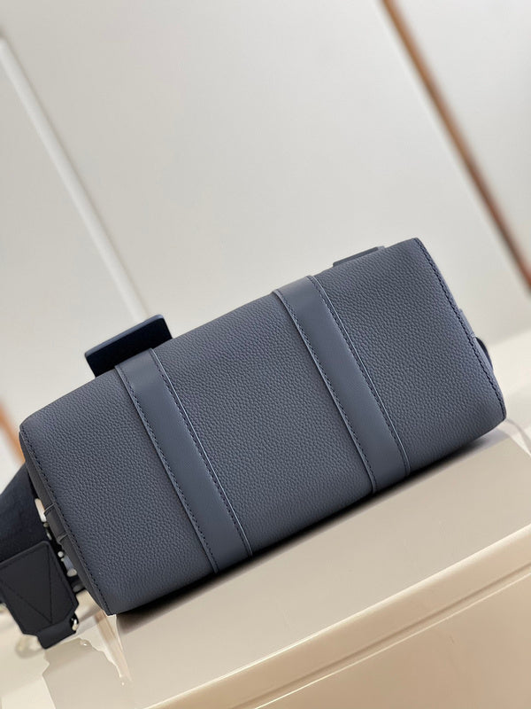 Alice  Bags- Louis Vuittons  - 16133