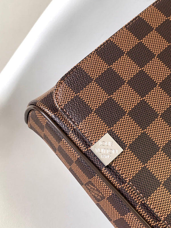 Alice bags - Louis Vuittons  - 15666