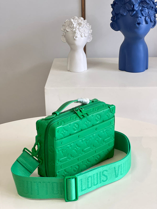 Alice Bags- Louis Vuittons  - 16423