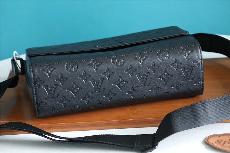 Alice bags - Louis Vuittons  - 10400