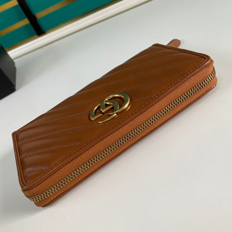 Gucci   Luxury Bags  941