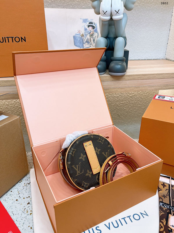 Alice bags - Louis Vuittons  - 15105