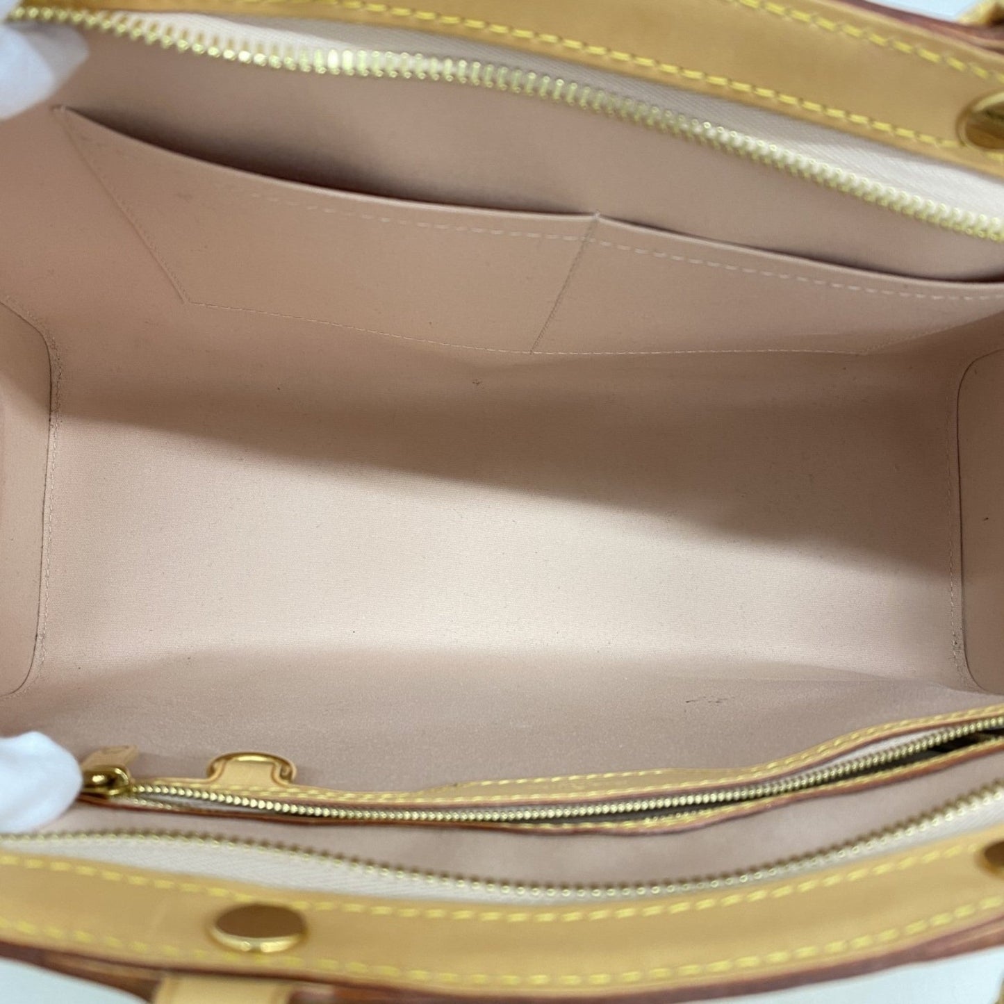 Louis Vuitton  Handbag