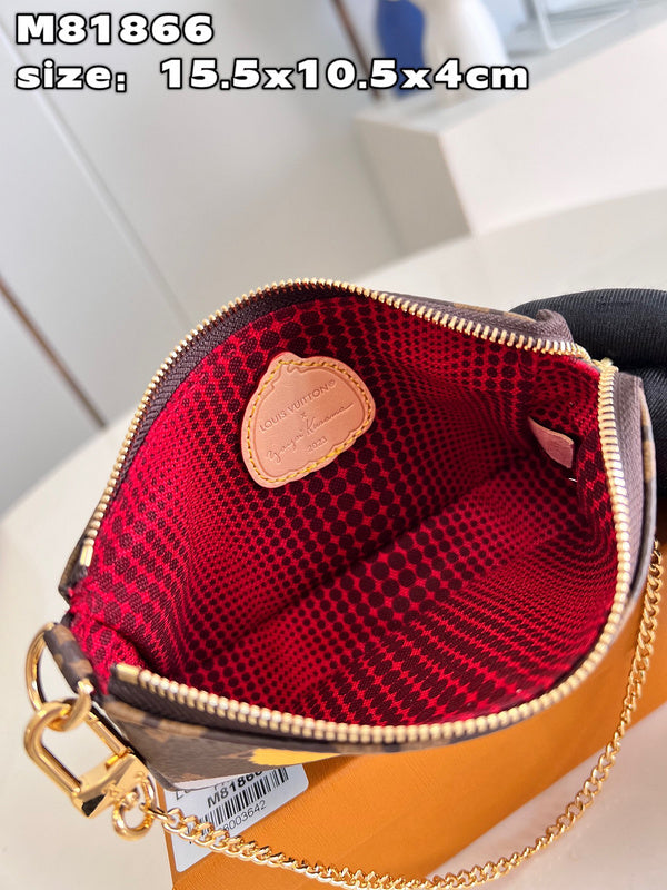 Alice Bags- Louis Vuittons  - 15894
