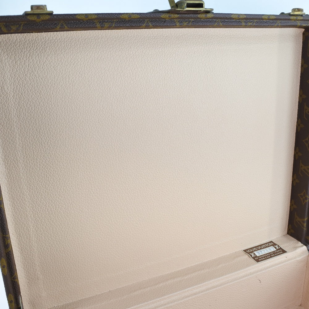 Louis Vuitton Cotteville 40 Travel