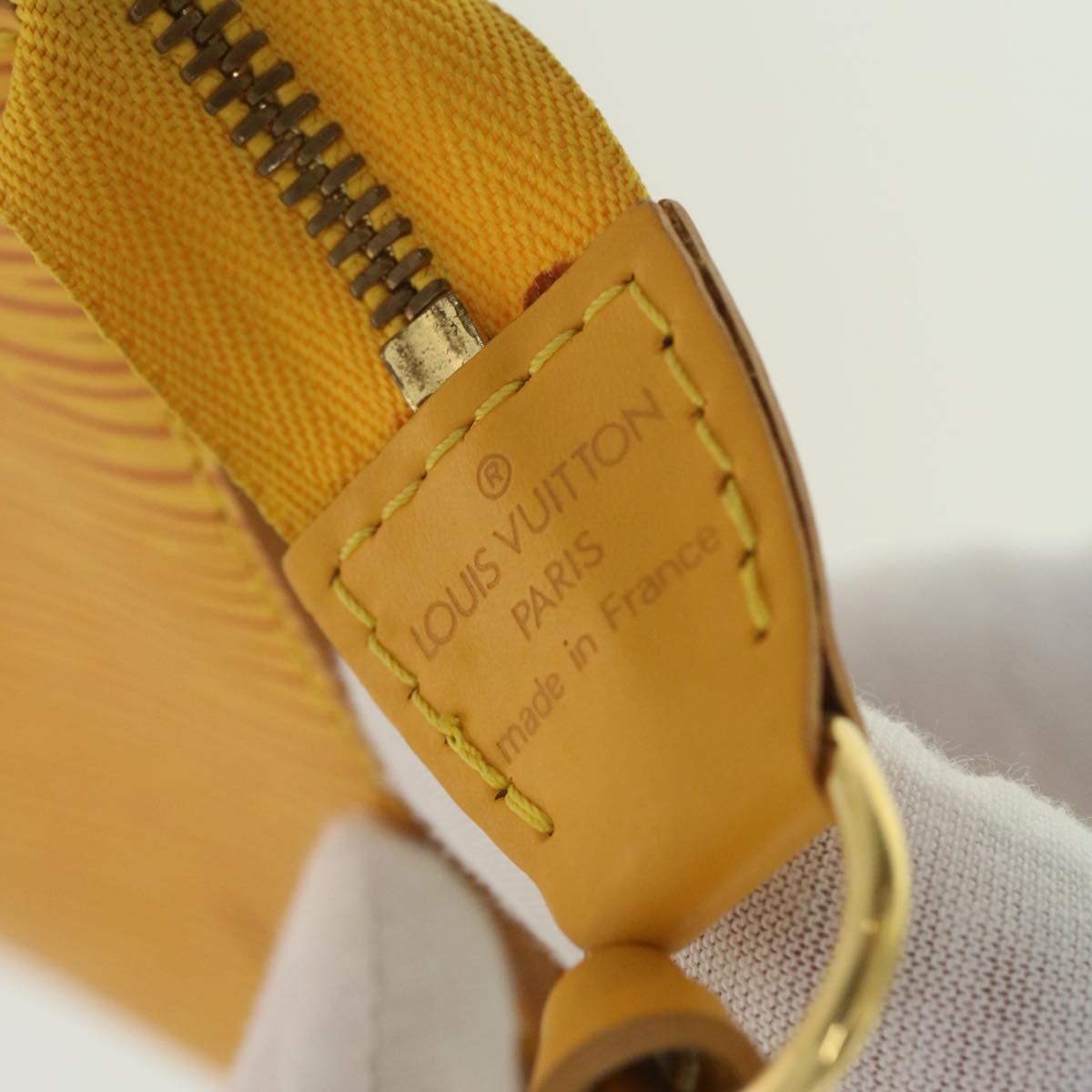 LOUIS VUITTON Epi Pochette Accessoires Pouch Yellow M52989 LV Auth 37917