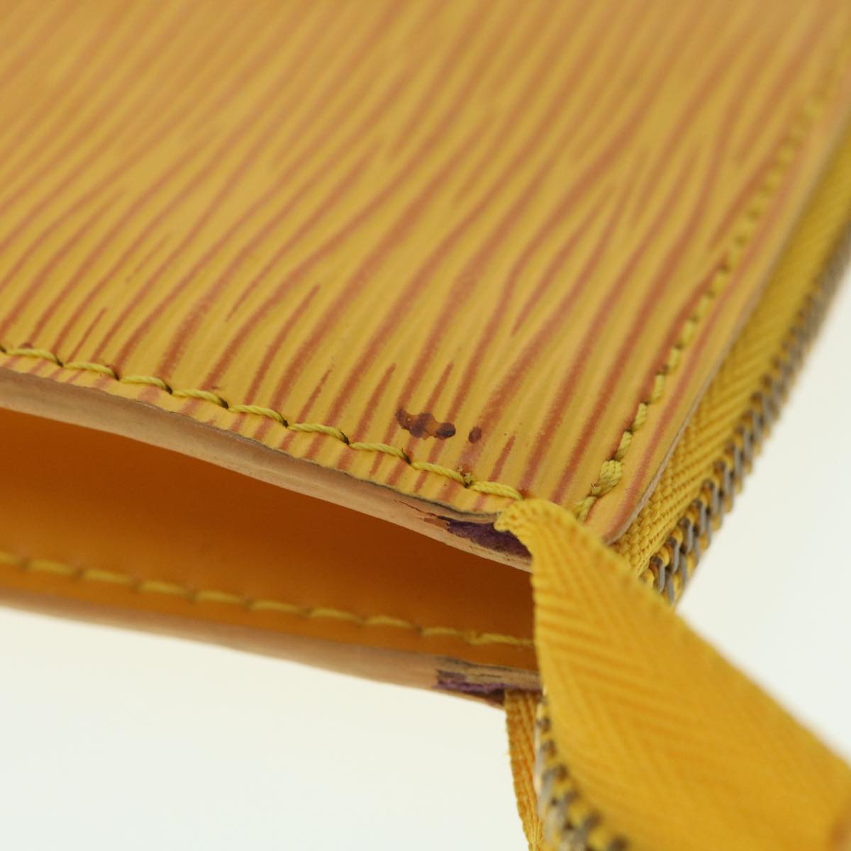 LOUIS VUITTON Epi Pochette Accessoires Pouch Yellow M52989 LV Auth 37917