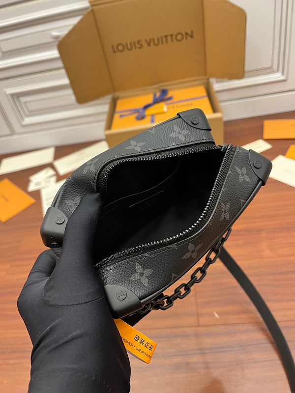 Alice Bags- Louis Vuittons  - 16344
