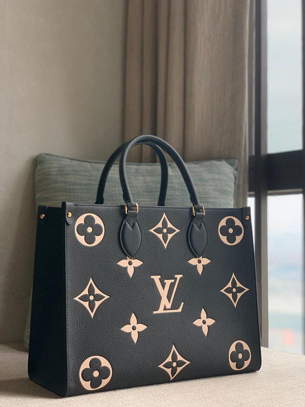 Alice Bags- Louis Vuittons  - 16167