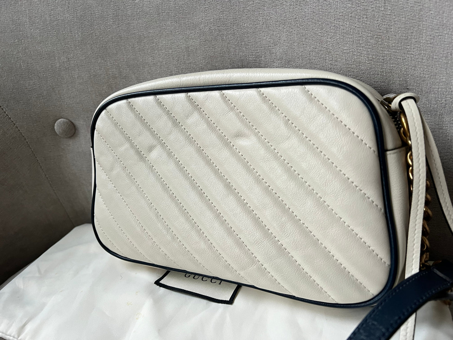 Gucci Torchon GG White Marmont Small Shoulder Bag (RRP £1180)
