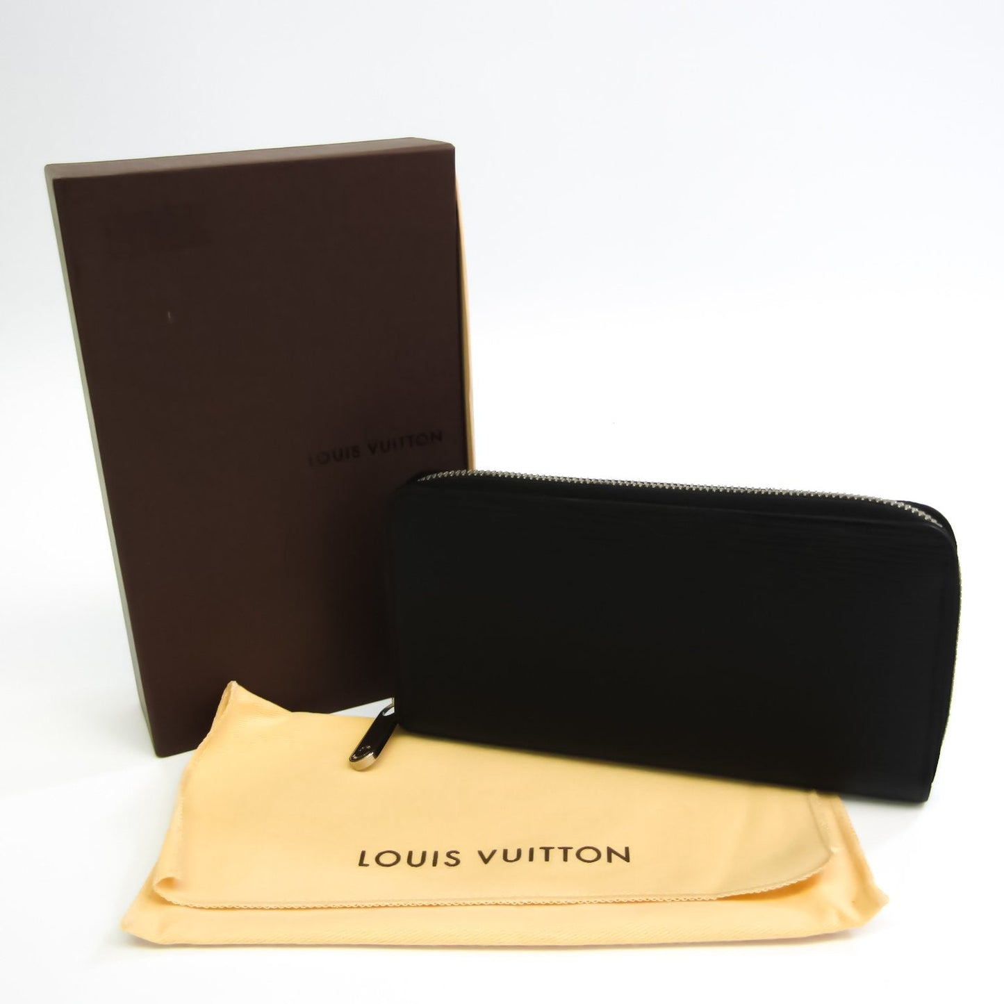 Louis Vuitton Black Leather Zippy organizer wallet accessories